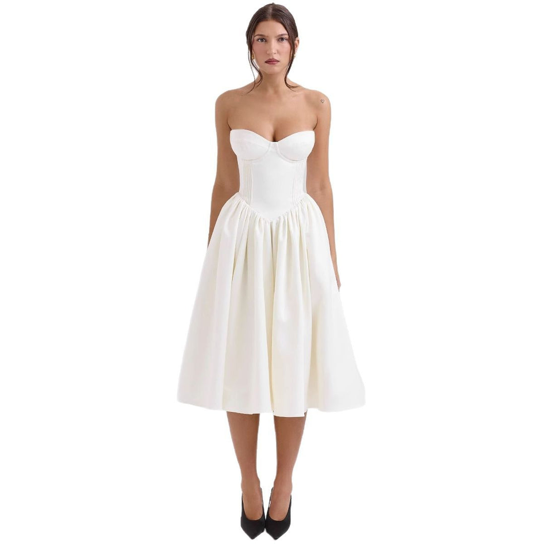 Elegant cocktail dress for women with corset top and voluminous skirt Chic & Stil