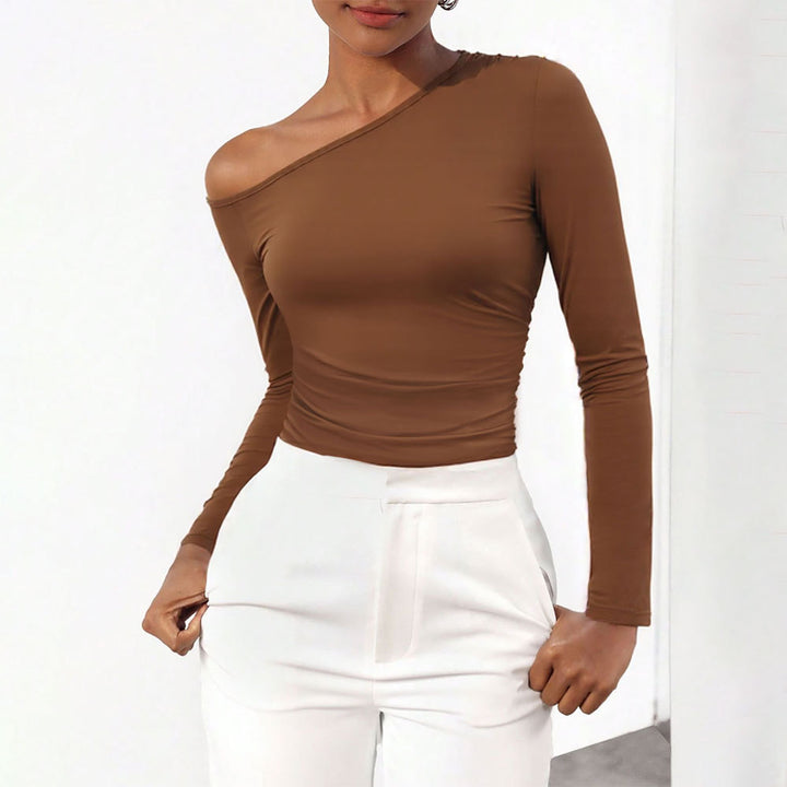 Asymmetrical long sleeve shirt for women with sophisticated neckline Chic & Stil