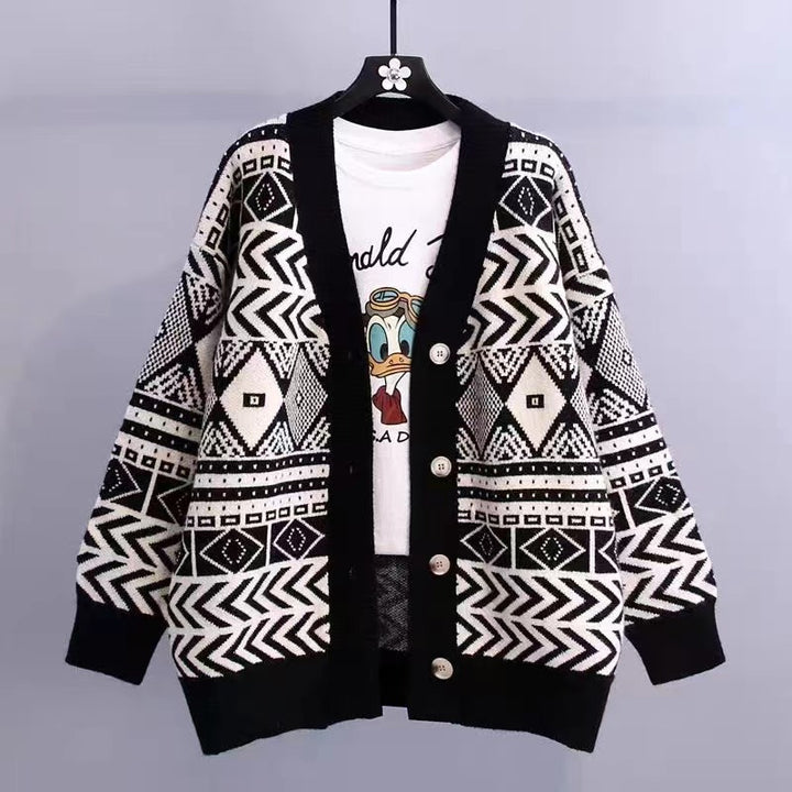 Oversized knitted jacket for women with geometric pattern Lune London