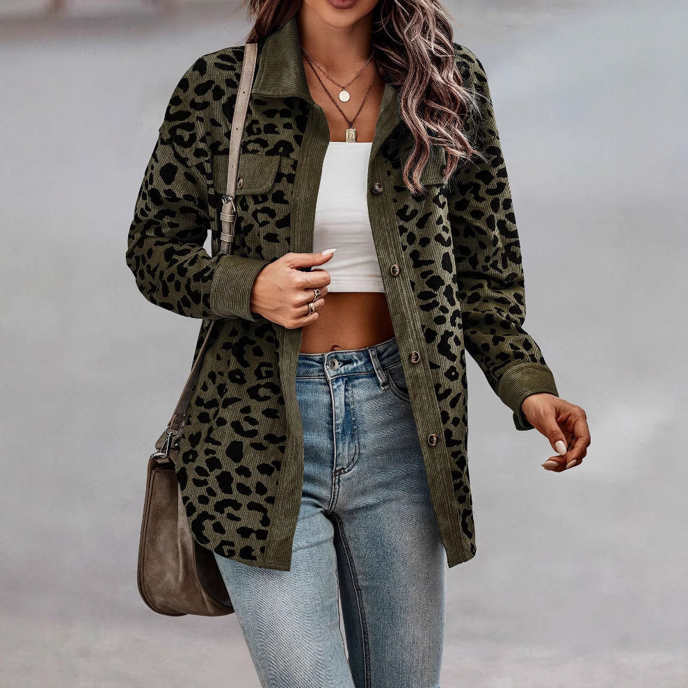 Women's jacket in leopard print with structured fabric and practical pockets Lune London