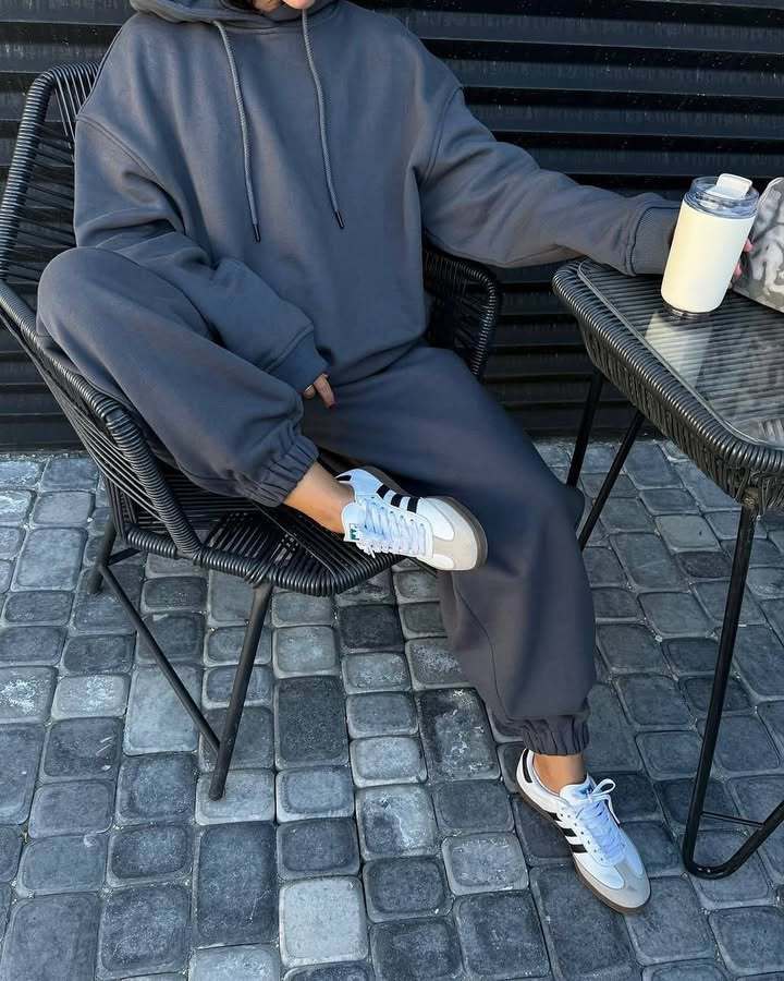 Women's Relaxed Oversized Jogging Suit Lune London