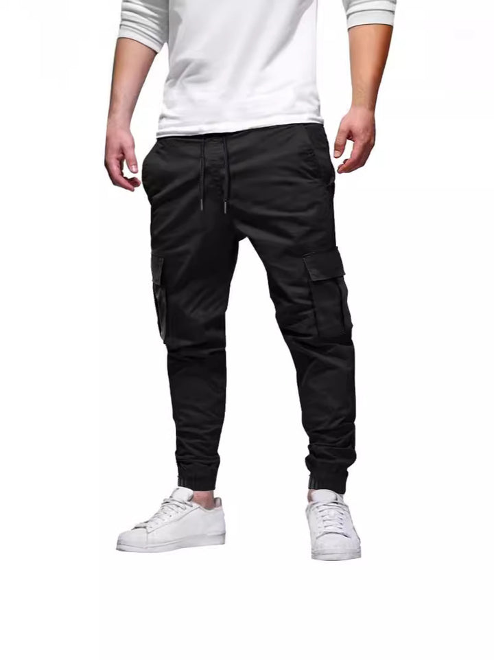 Casual cargo pants for men with elastic waistband and practical pockets Lune London