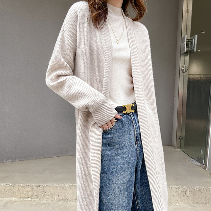 Knit cardigan for women with a relaxed fit and practical pockets Lune London