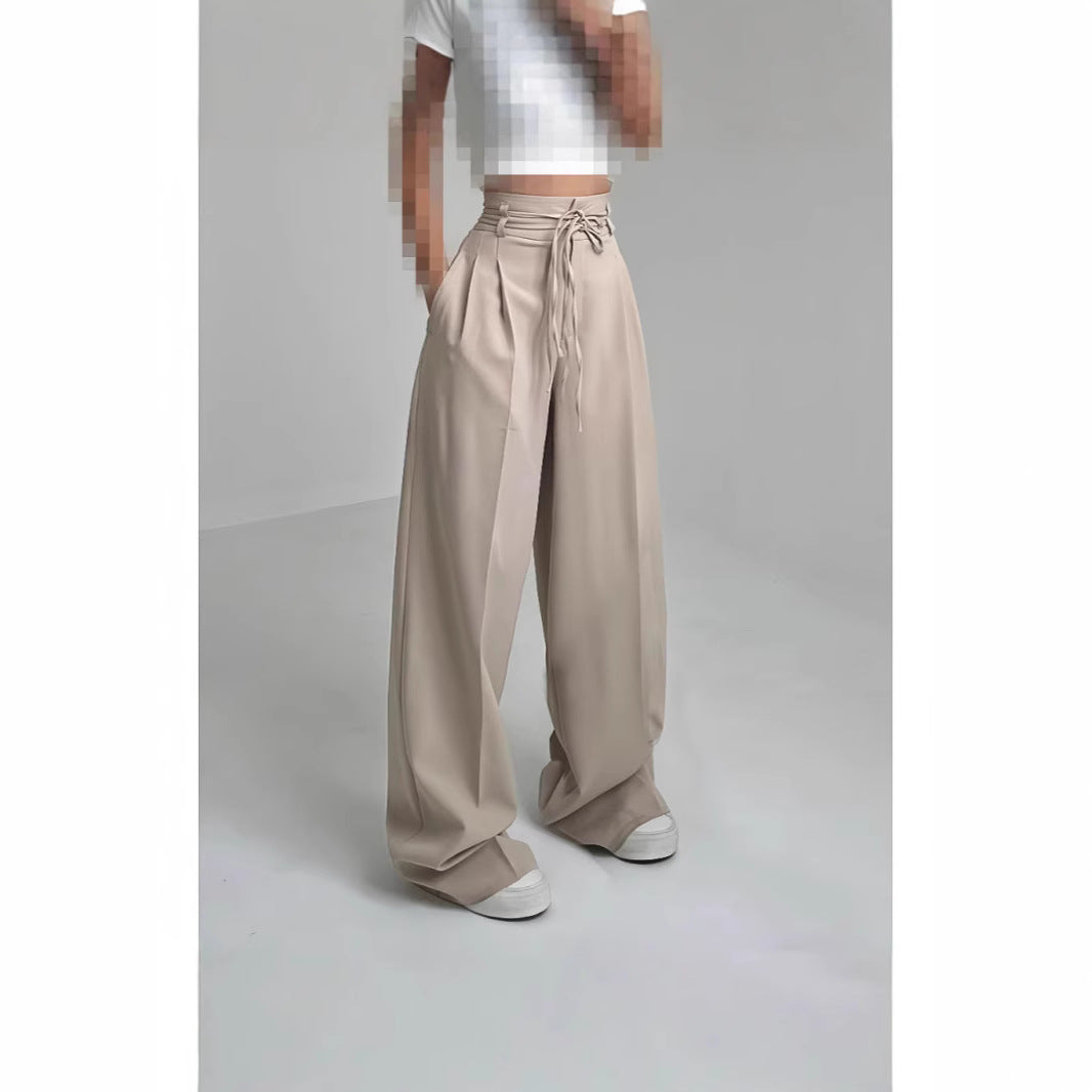 Pantalons plissés confortables pour femmes avec taille élastique Chic & Stil