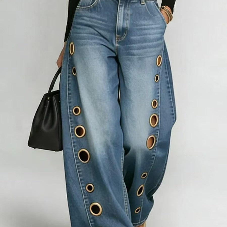Women's Wide-Cut Jeans with Decorative Eyelets and High Waist Chic & Stil