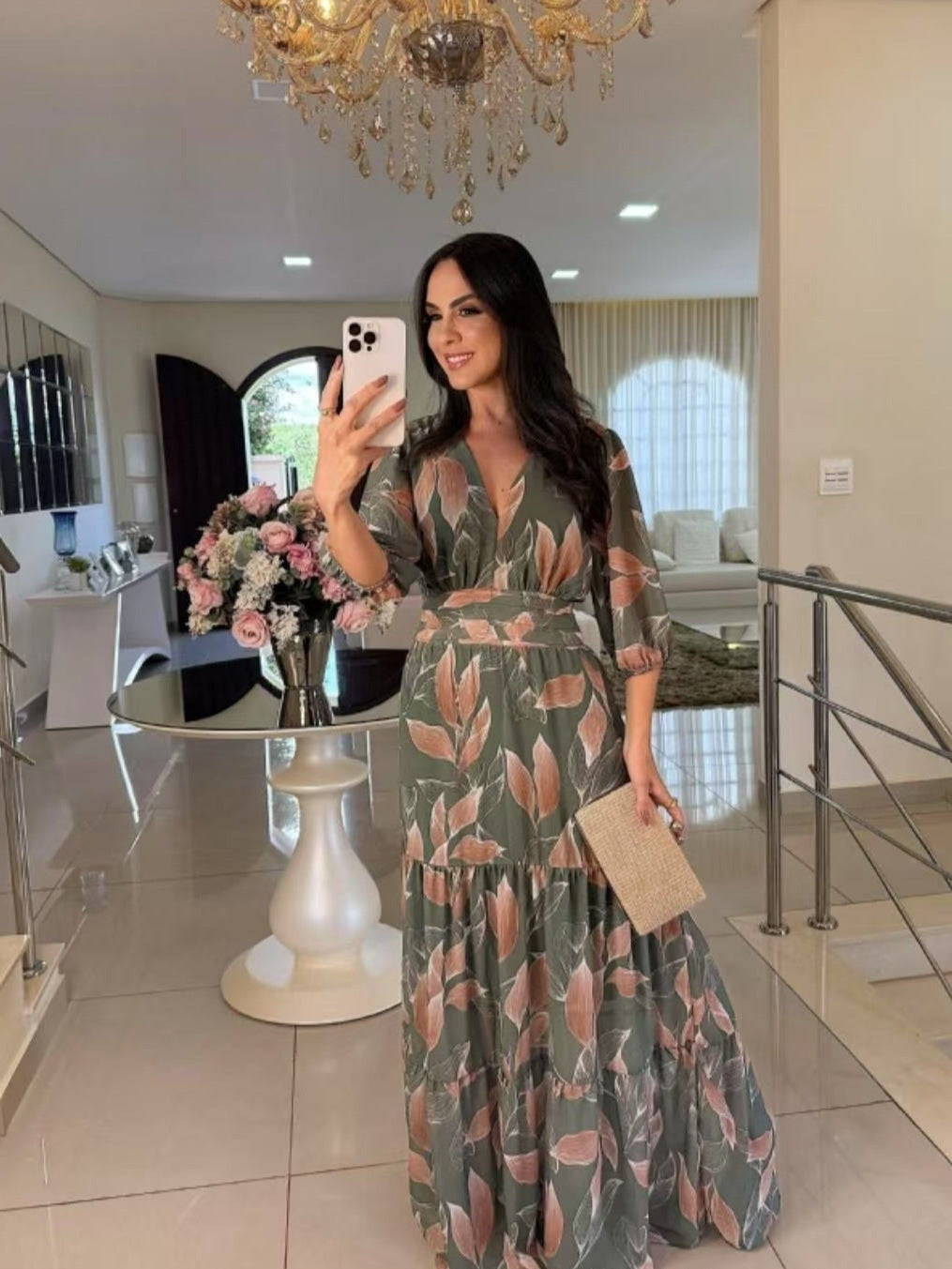Maxi dress for women with floral design and light V-neck Lune London