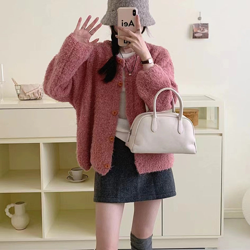 Cardigan confortable pour femmes avec détails de boutons et coupe ample Chic & Stil