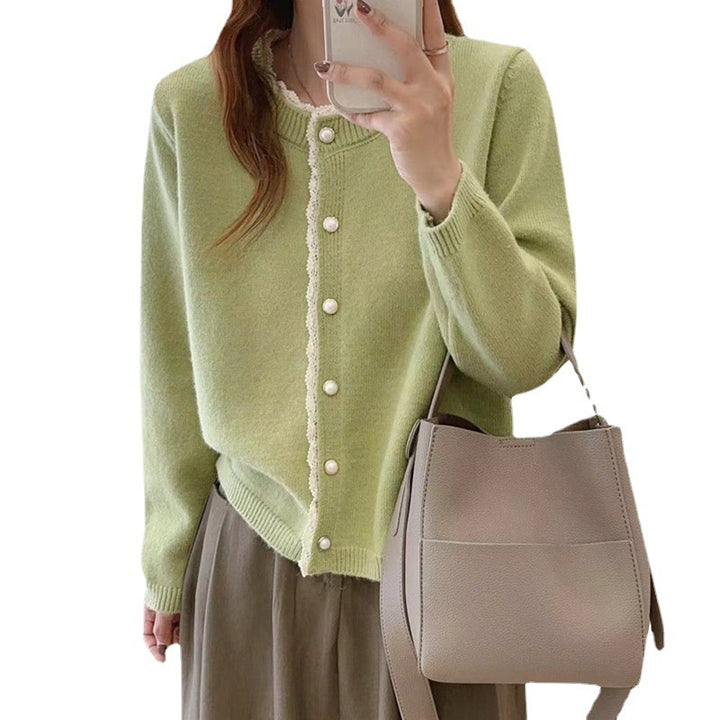 Cardigan femme avec dentelle et magnifiques boutons en perles Chic & Stil