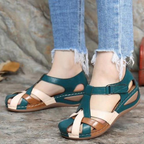 Strappy sandals for women with comfort sole technology Lune London