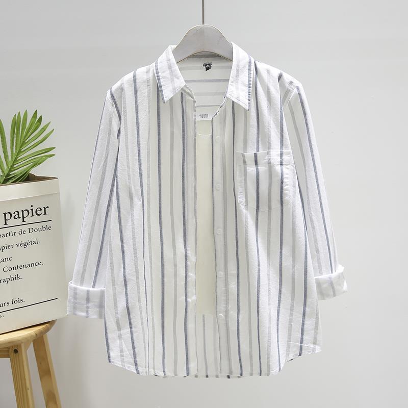 Blouse décontractée pour femmes à manches longues avec motif fin à rayures Chic & Stil