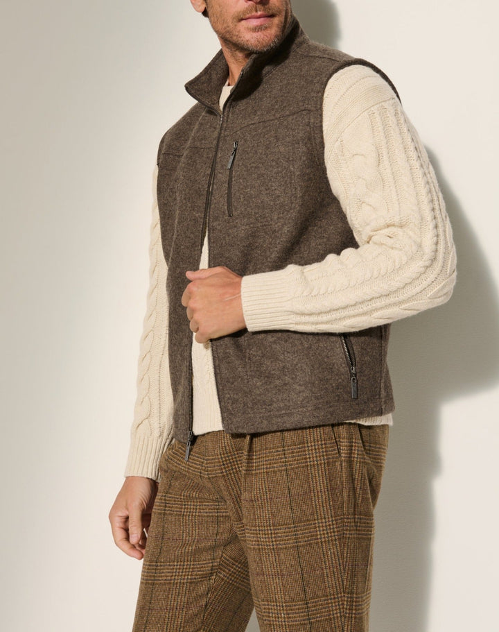 Men's Warm Vest Made Of High-Quality Virgin Wool with Button Closures Lune London