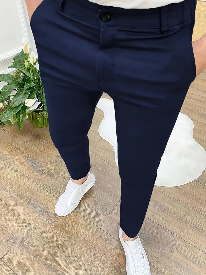 Trendy slim-fit pants for men with elastic waistband and practical pockets Lune London