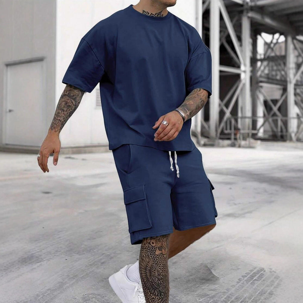 Men's leisure set with oversized t-shirt and cargo shorts Lune London