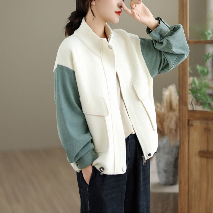 Veste de transition à la mode pour femmes avec capuche et poches pratiques Chic & Stil
