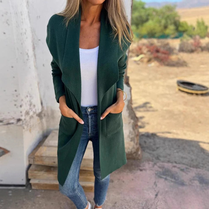 Long elegant coat for women with an open cut Lune London
