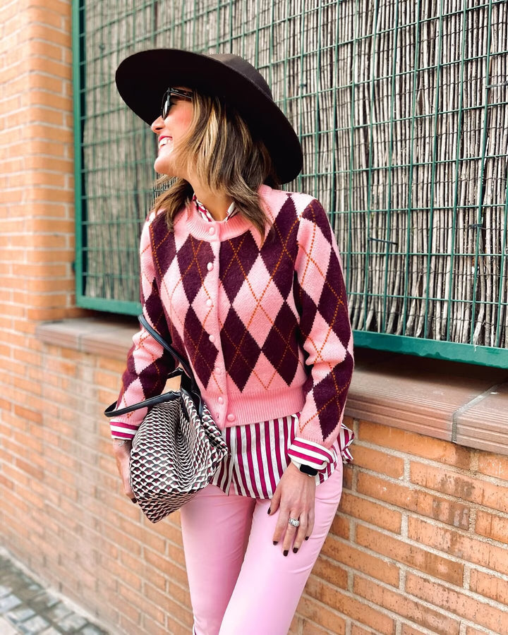 Women cardigan in elegant argyle pattern Lune London