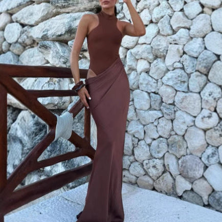 Ladies' maxi dress with fashionable cut Lune London