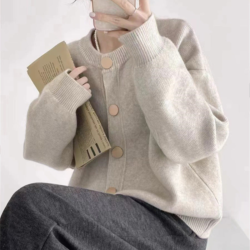 Casual knit cardigan for women with contrasting buttons Lune London