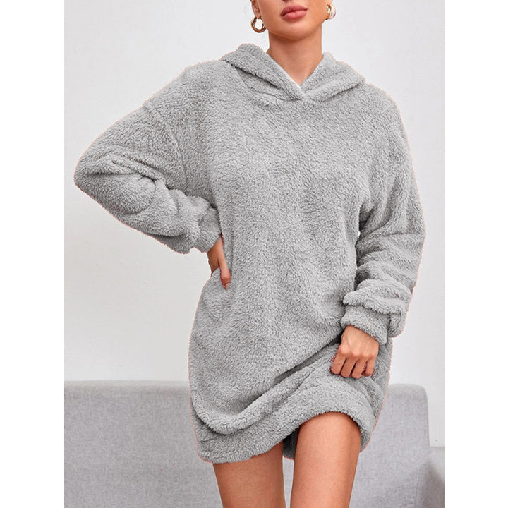 Oversized cozy hooded dress for women in soft fleece Lune London