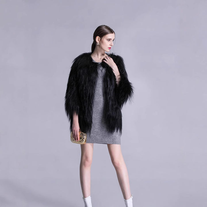 Ladies Elegant Faux Fur Cape with Chic Loose Fit
