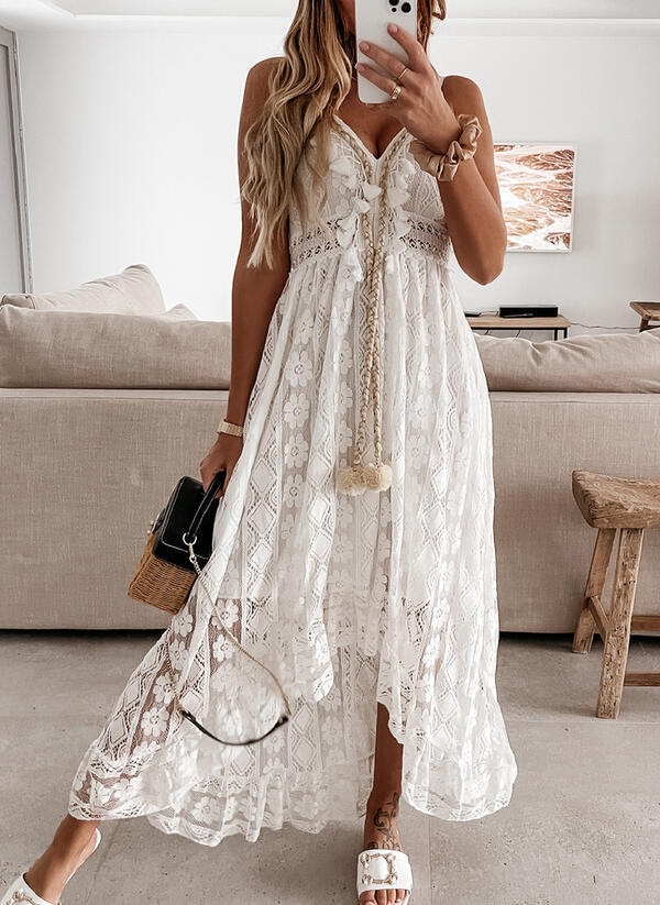 Maxi dress for women with a delicate lace pattern and playful details Lune London