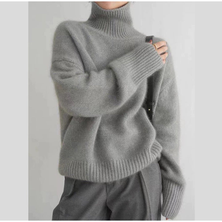 Ladies cozy turtleneck sweater in high quality wool Lune London