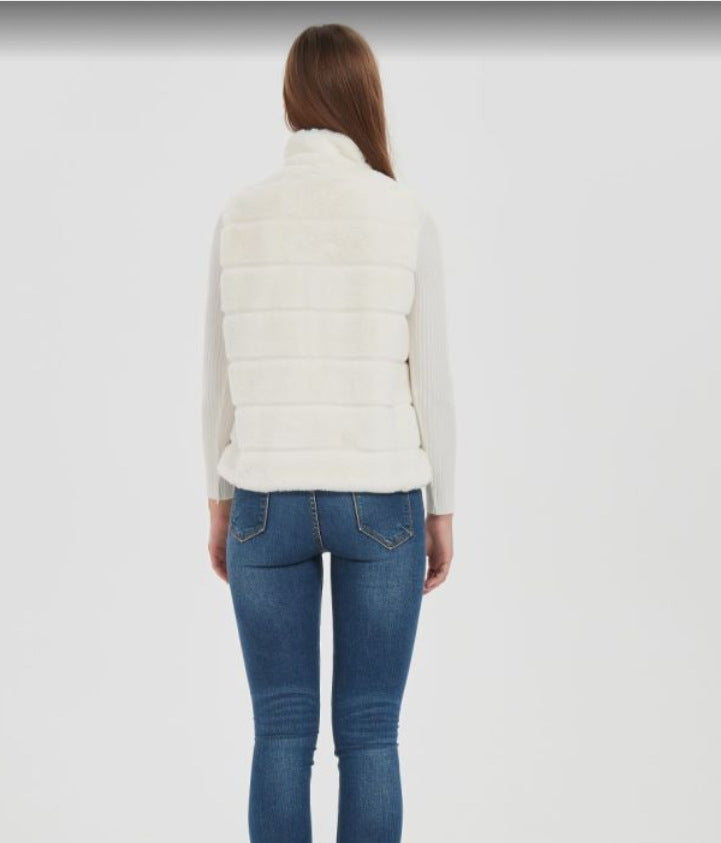 Ladies Quilted Gilet with High Collar and Practical Pockets Lune London