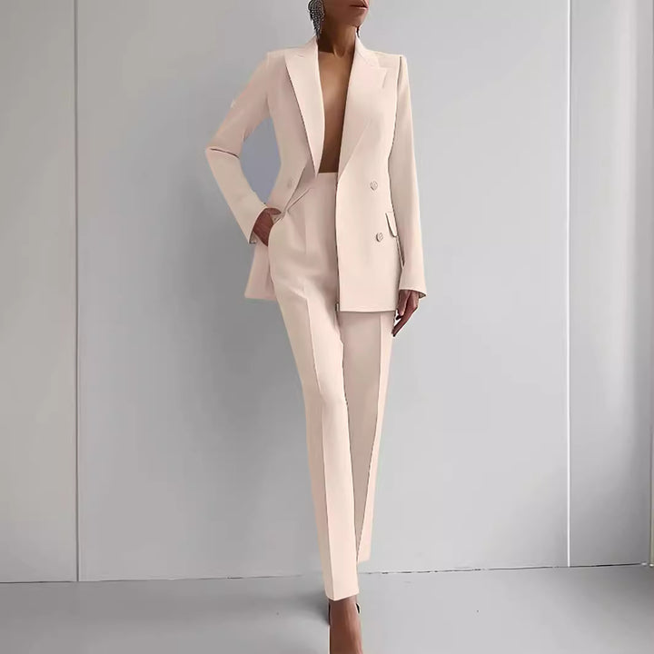Women Elegant and Fitted Suit Set Lune London