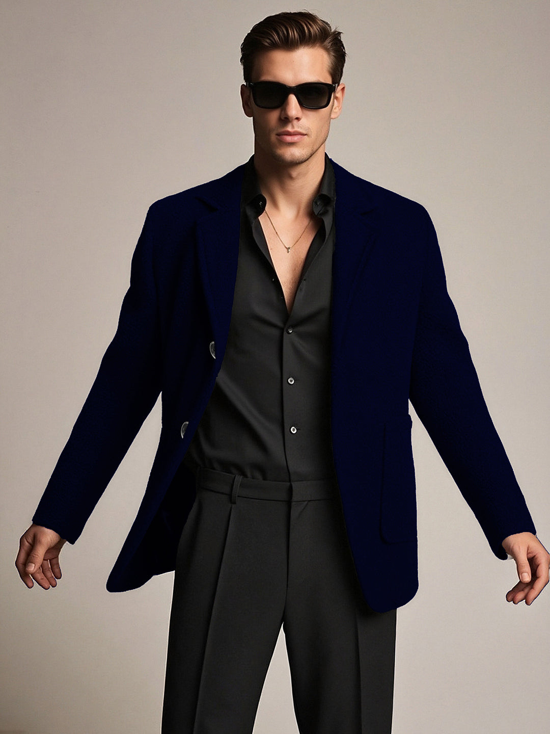 Elegant structured blazer for men with practical pockets Lune London