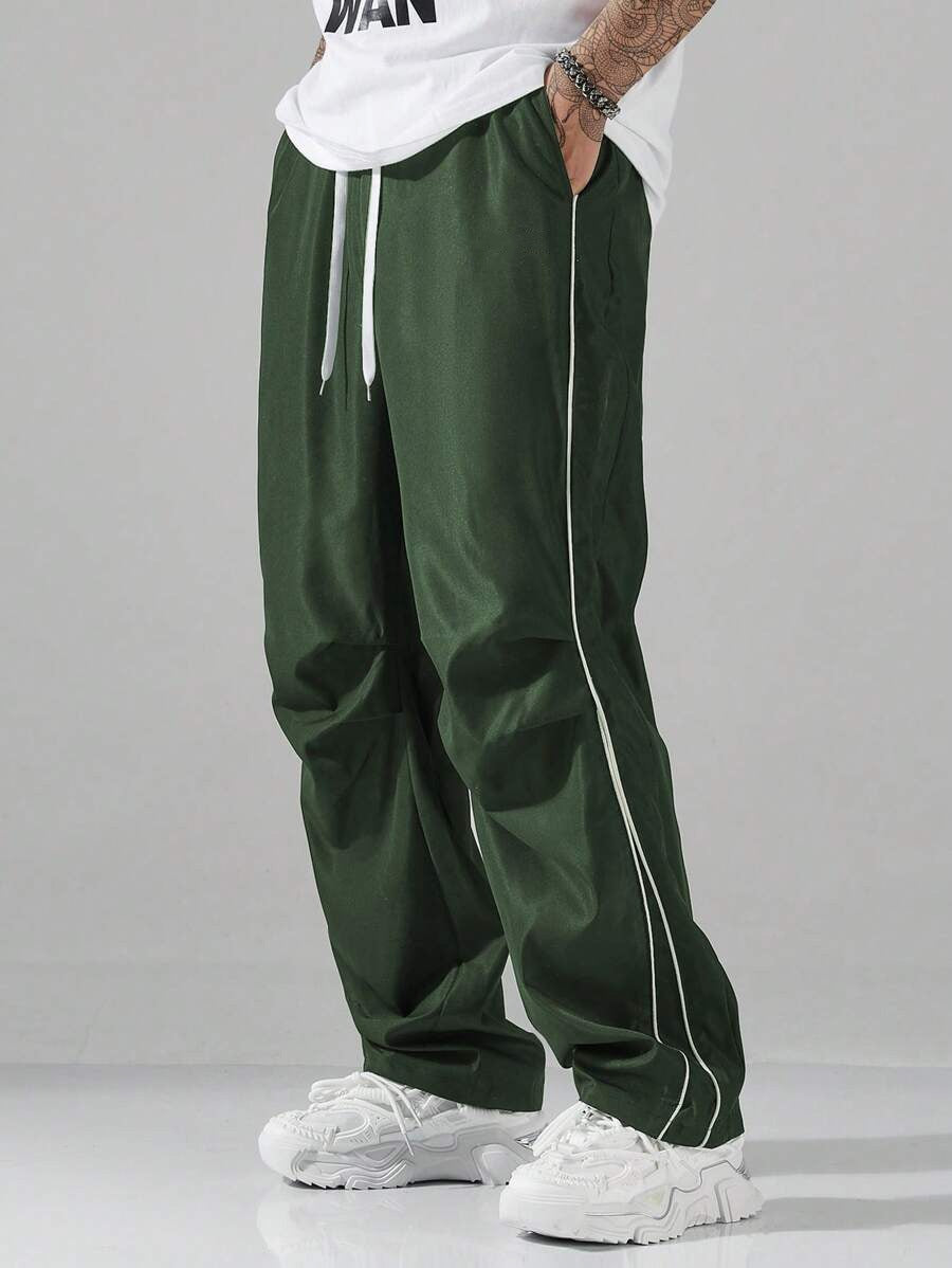 Sport leisure pants for men with elastic waistband and stylish contrast bands Lune London