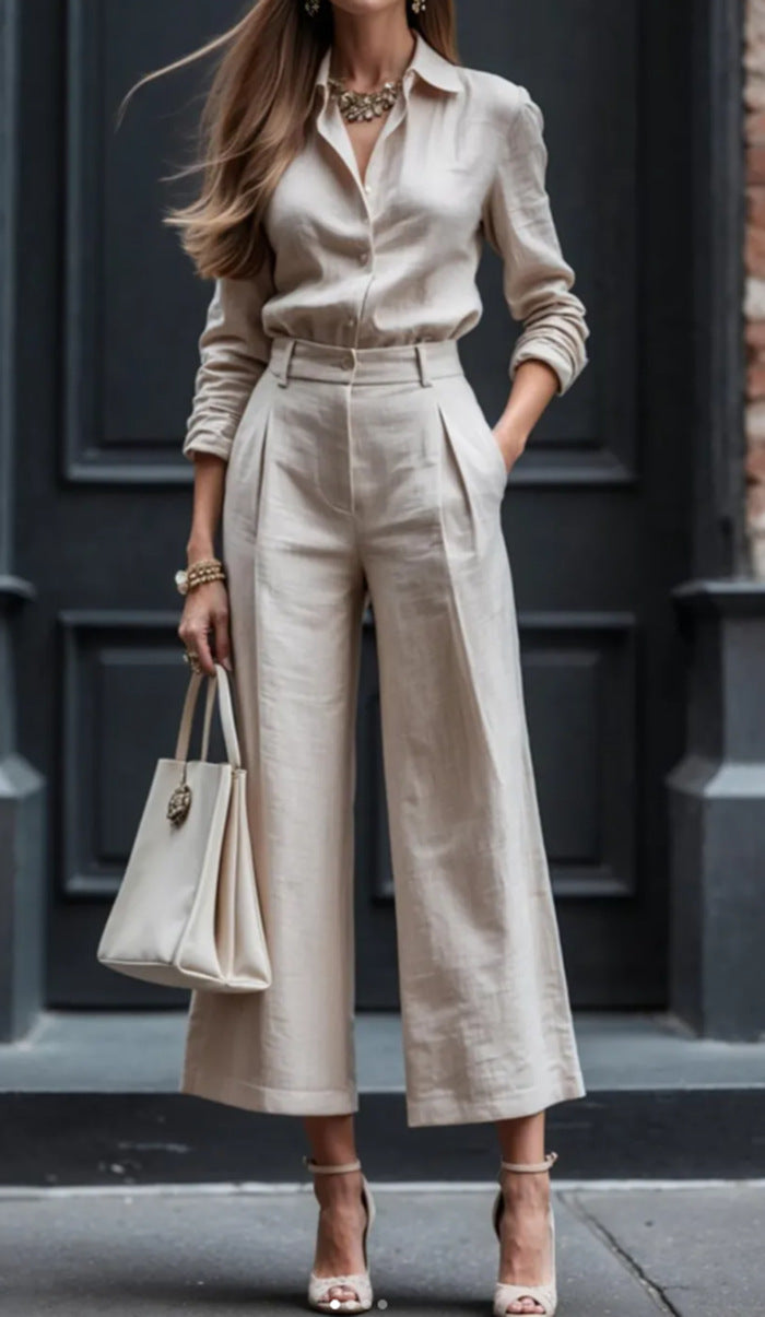 Pantalon féminin élégant en lin avec blouse ajustée et pantalon large Chic & Stil