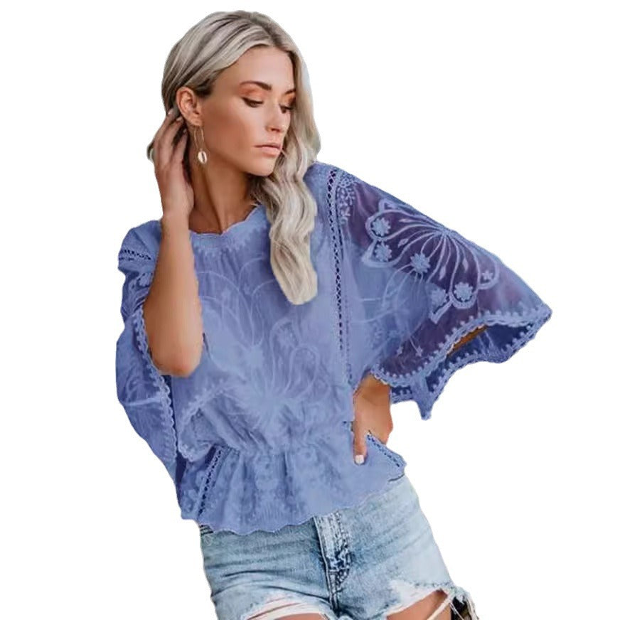Blouse en dentelle élégante pour femmes avec des manches volumineuses Chic & Stil