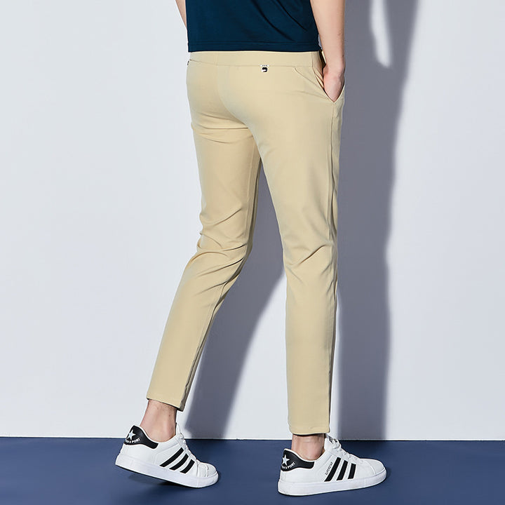 Sport leisure pants for men with breathable properties and an elastic waist Lune London