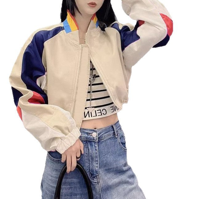 Veste bomber à la mode pour femmes avec des accents colorés Chic & Stil