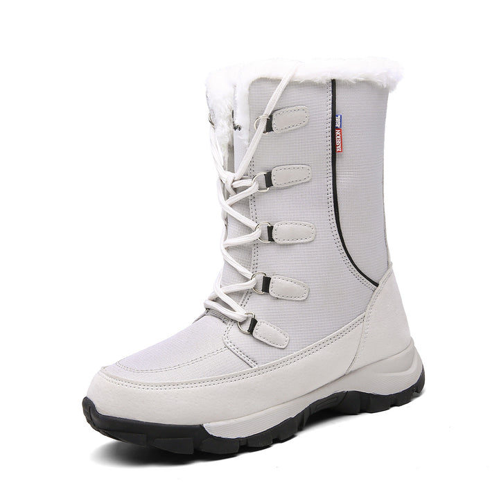 Insulated winter boots for women with slip-resistant sole and soft inner lining Lune London
