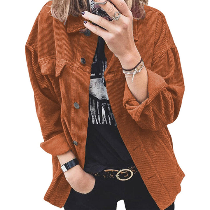 Trendy corduroy jacket for women with practical patch pockets and a relaxed fit Lune London