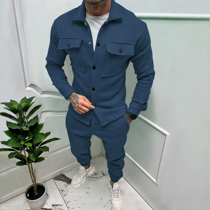 Trendy casual outfit for men with practical pockets and great wearing comfort Lune London