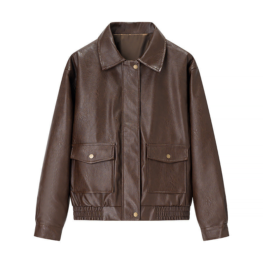 Casual faux leather jacket for women with practical flap pockets and a stylish collar Lune London