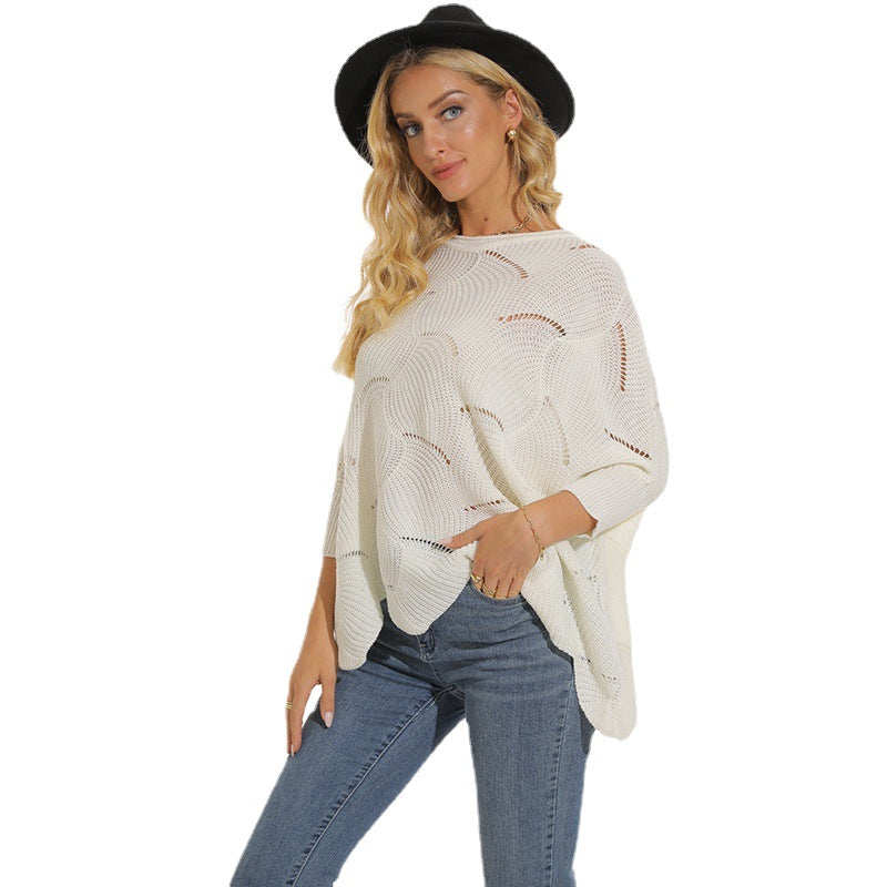 Casual poncho for women in lightweight knits Lune London