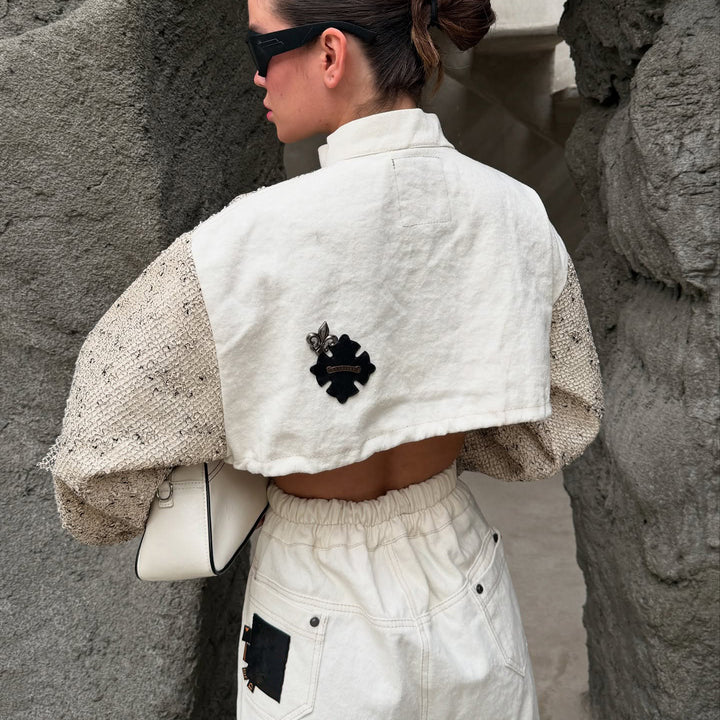 Short Kawai jacket for women with unique embroidery and a trendy fit Lune London