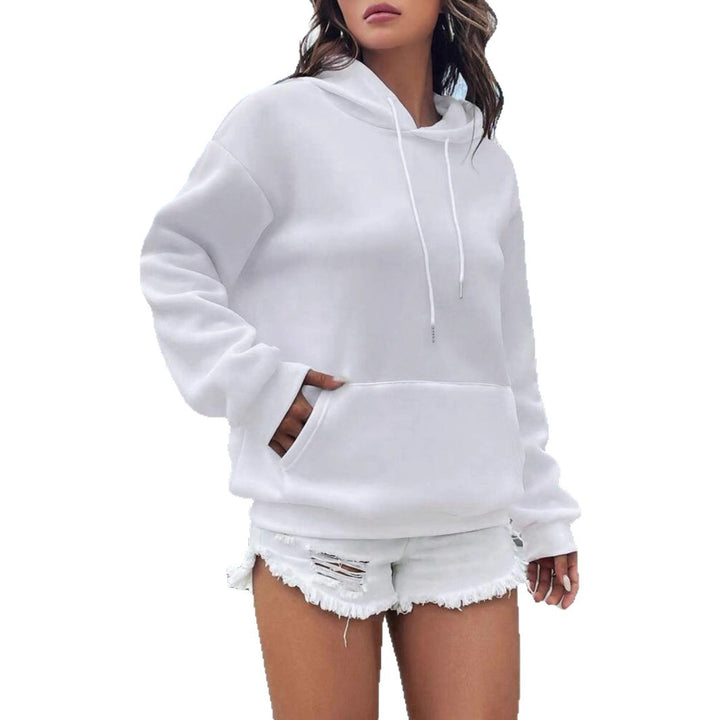 Casual hooded sweatshirt for women with a loose fit and kangaroo pocket Lune London