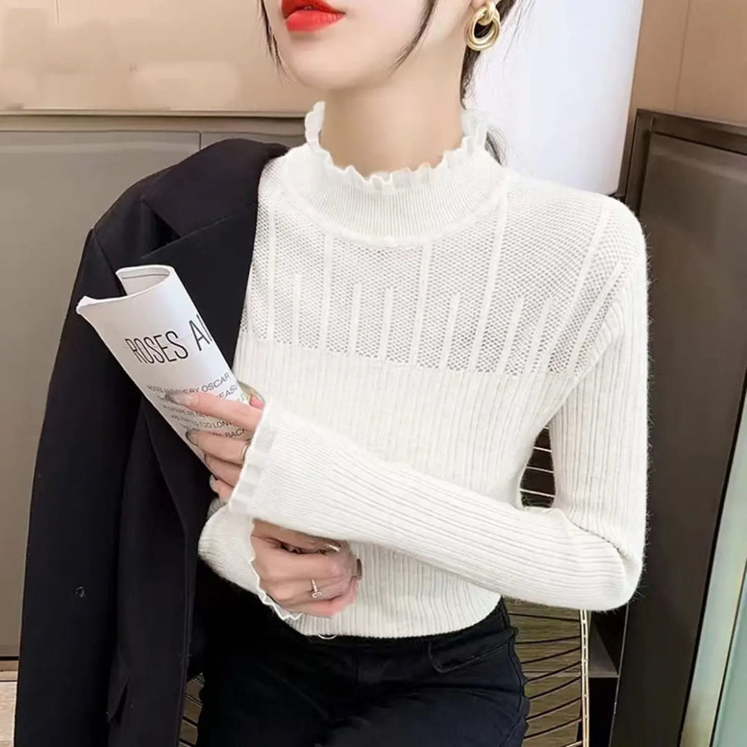 Fashion knit sweater for women with ribbed structure and eye-catching collar Lune London