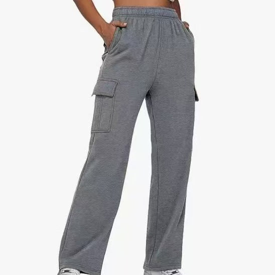 Casual cargo pants for women with elastic waistband and practical side pockets Lune London