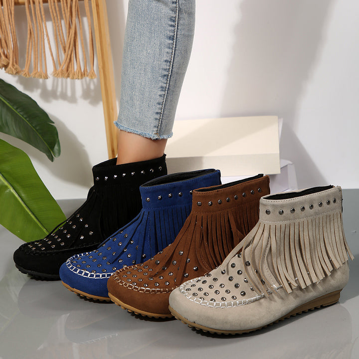 Women Moccasins with trendy fringe embellishments and shiny accents Lune London