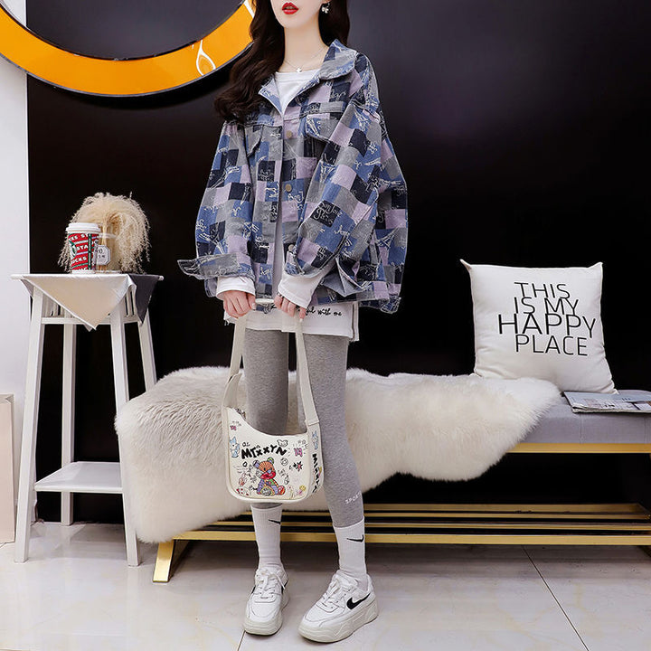 Veste en denim pour femmes en coupe oversize avec un motif frappant Chic & Stil