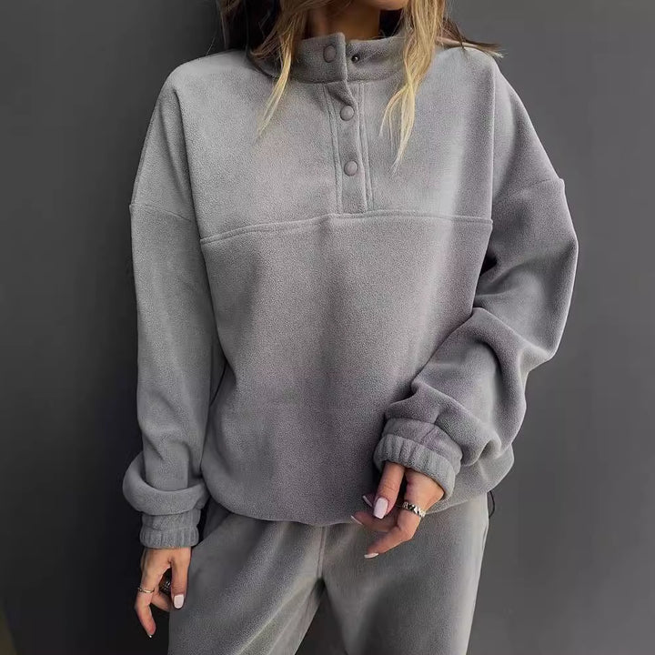 Casual fleece sweater for women with half-buttoning and relaxed fit Lune London