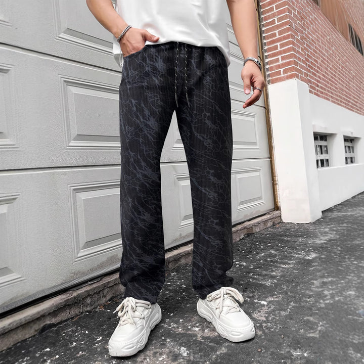 Casual leisure pants for men with elastic waistband and trendy Lune London pattern