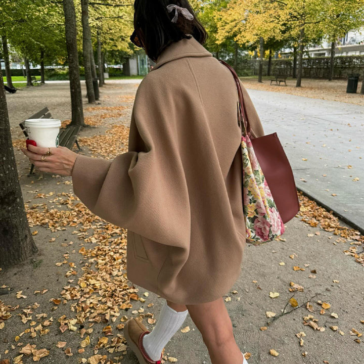 Oversized wool jacket for women with button closure all the way down and practical pockets Lune London