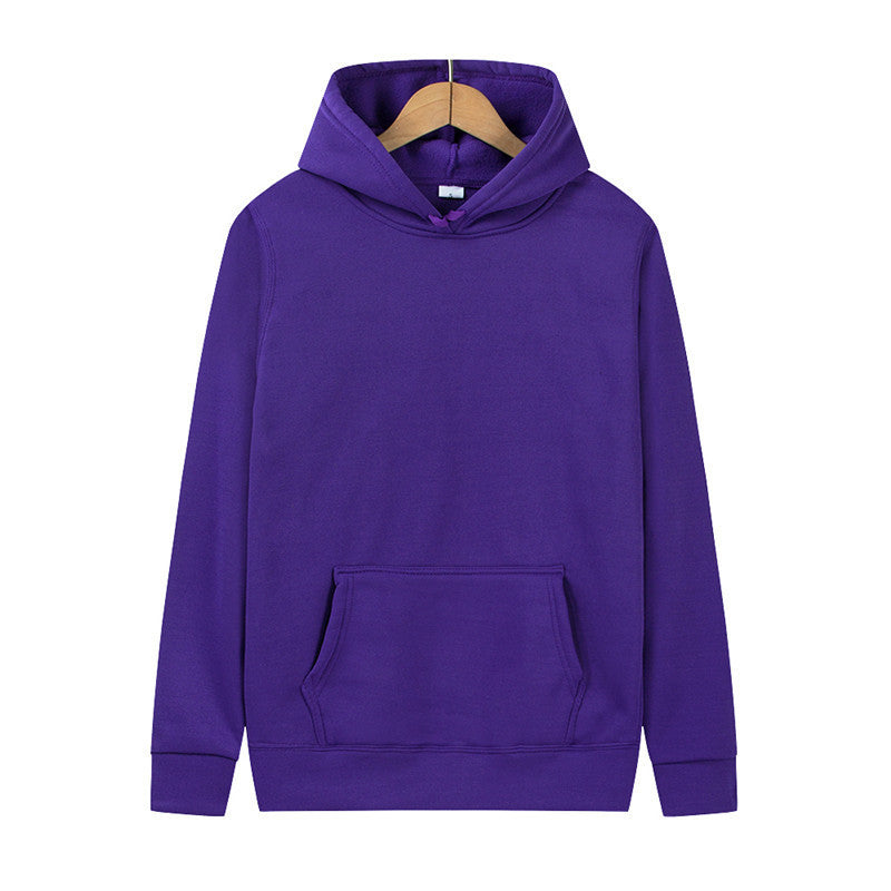 Women's hoodie with soft interior and practical kangaroo pocket Lune London