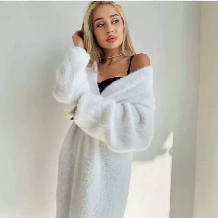 Cardigan long pour femmes en tricot fait de matériau confortable avec une coupe élégante Chic & Stil